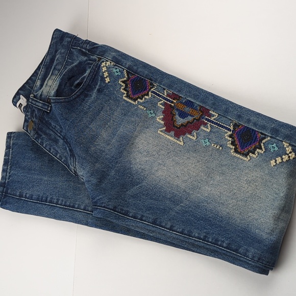 Embroidered Jeans Junior Size 7 K' Smore Denim - Picture 4 of 6